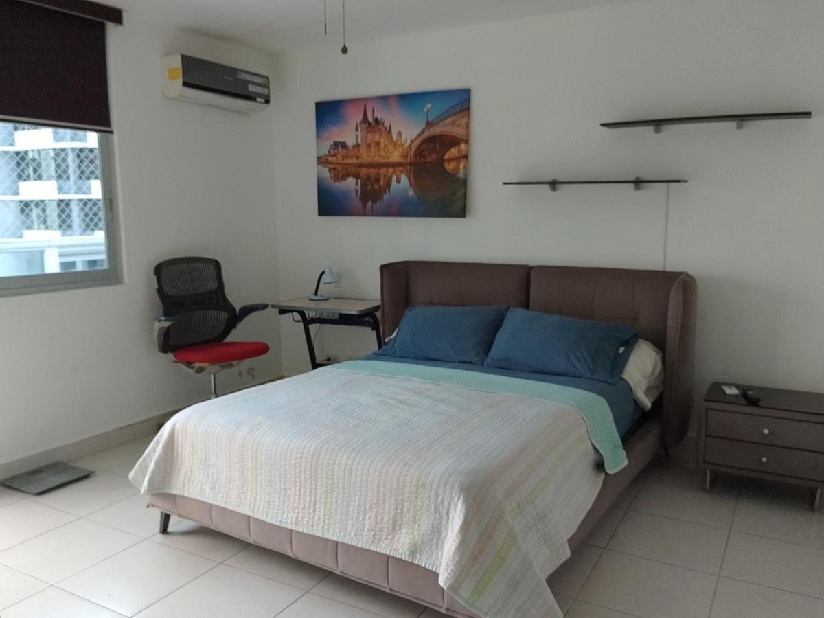 Deluxe Doppel-/Zweibettzimmer mit Balkon