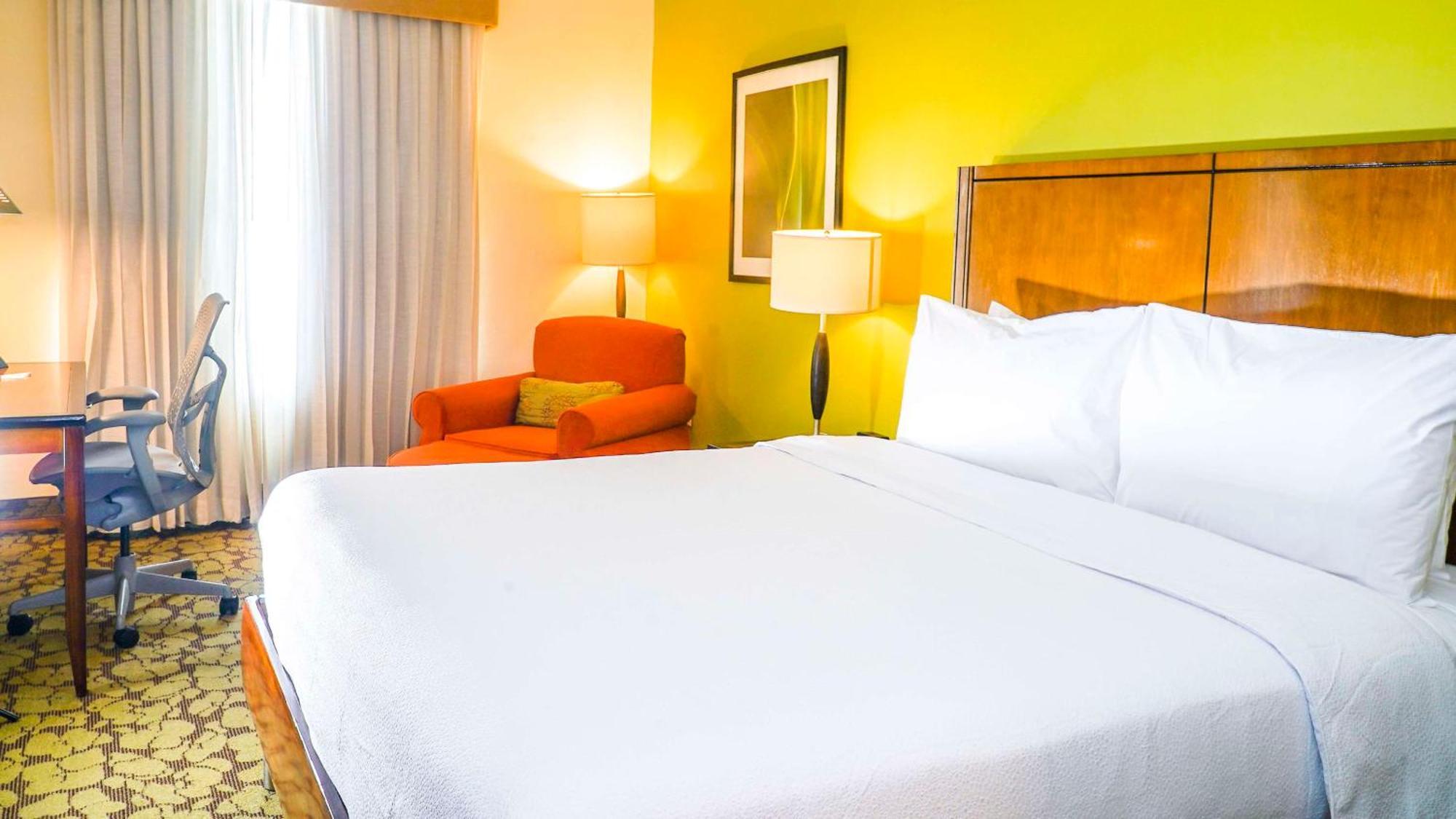 King Room,1523039422:JPEG