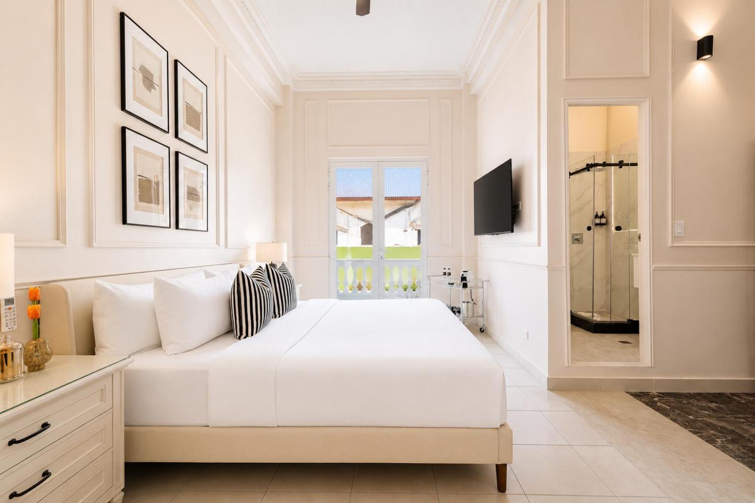 Suite with Balcony