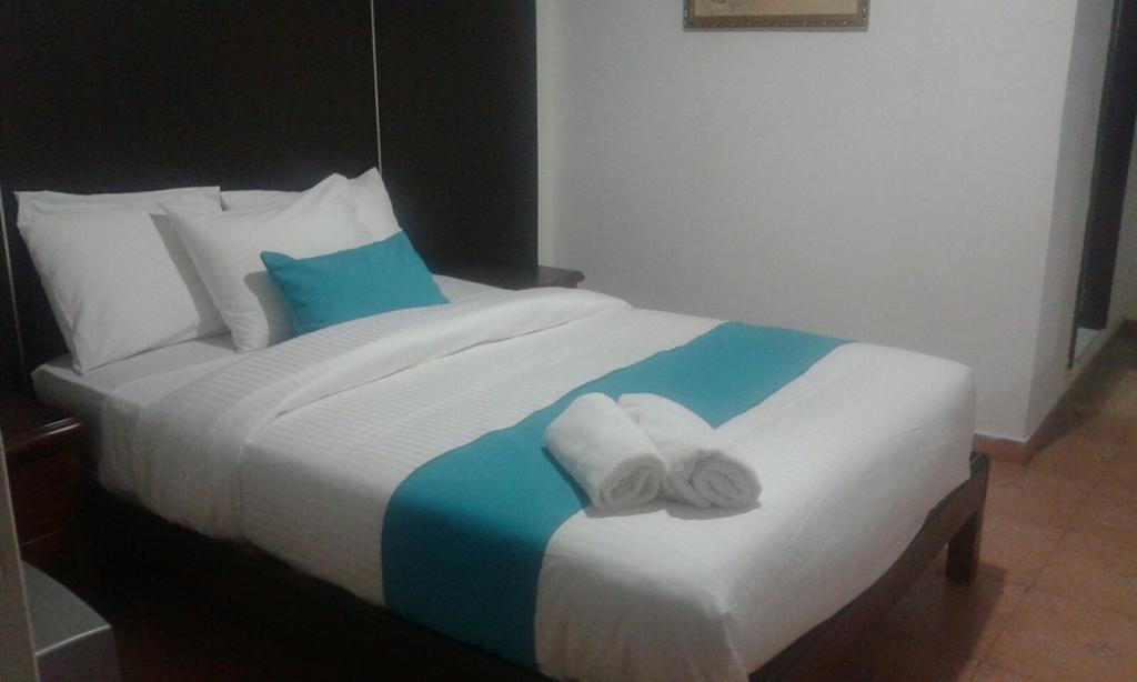 Double Room,701718046:JPEG