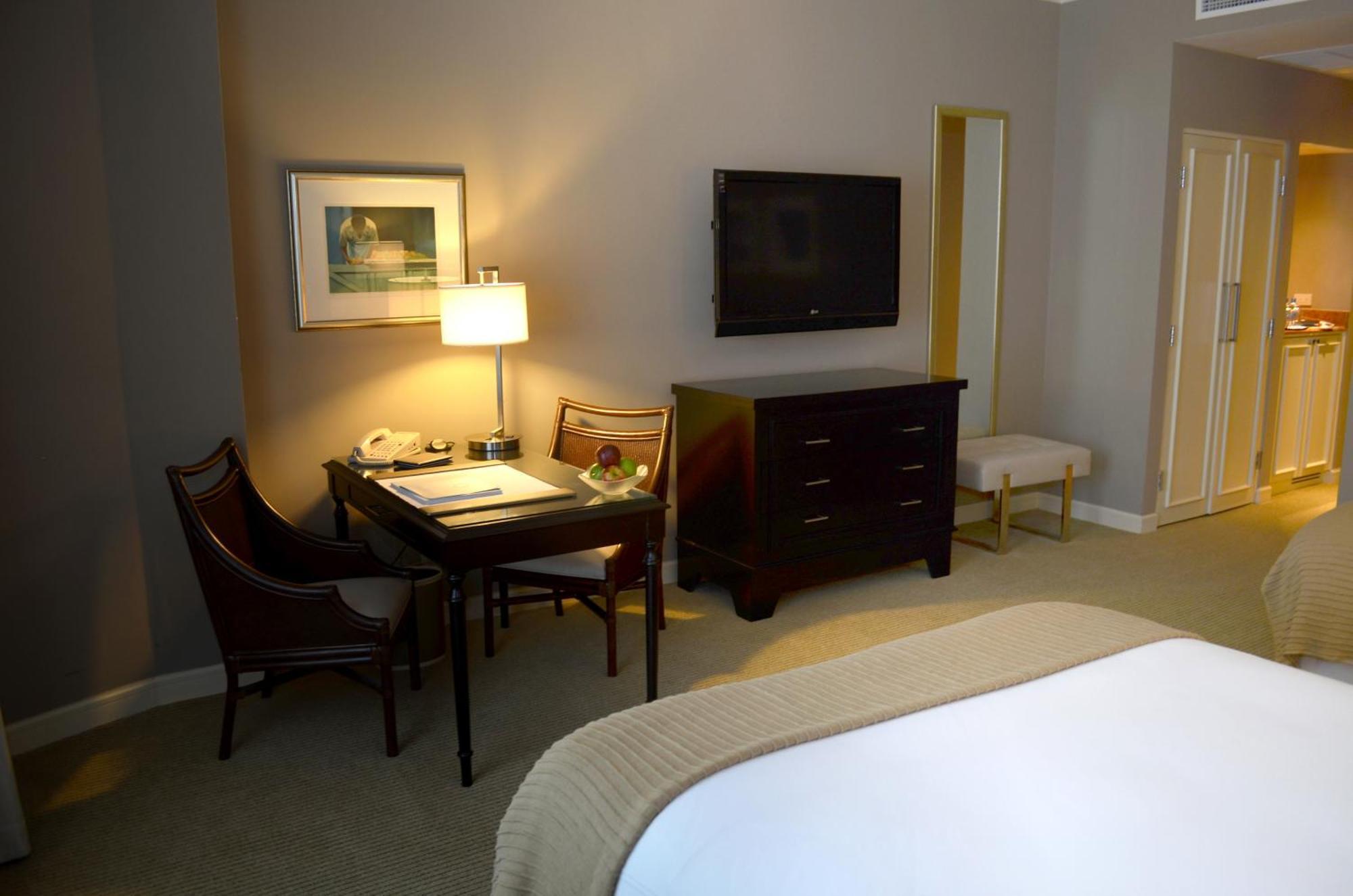 Deluxe Classic Double Room with Two Double Beds - Non-Smoking