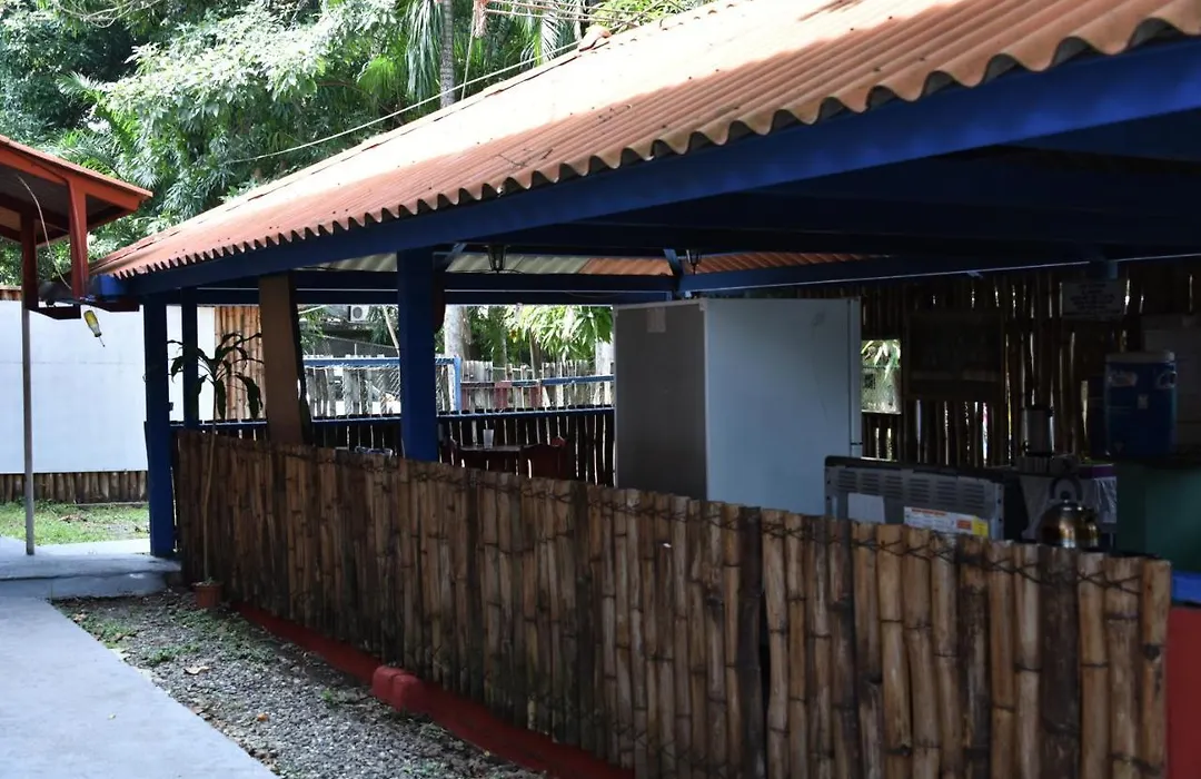 Hostal Amador Familiar-1