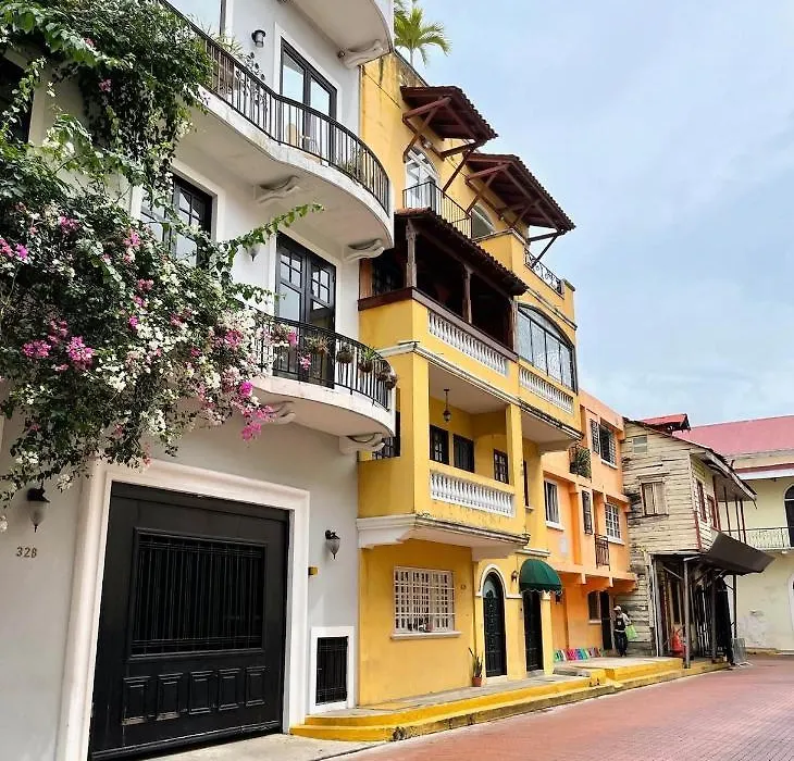 AmazINN Places Casco Viejo Casa Espanola-1