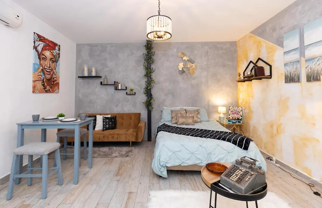 The Central Avenue Apartment By Acomodo-1