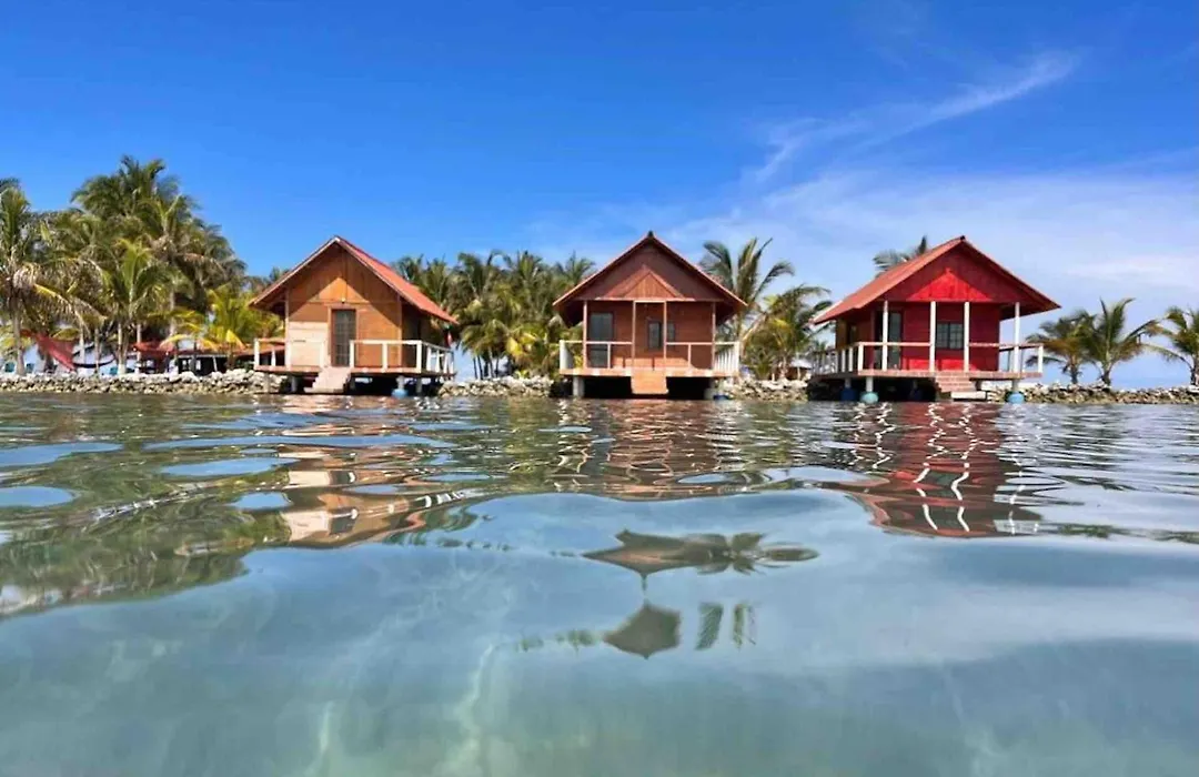 Private Cabin Over The Water Plus Meals - San Blas Islands - Private Bathroom-1