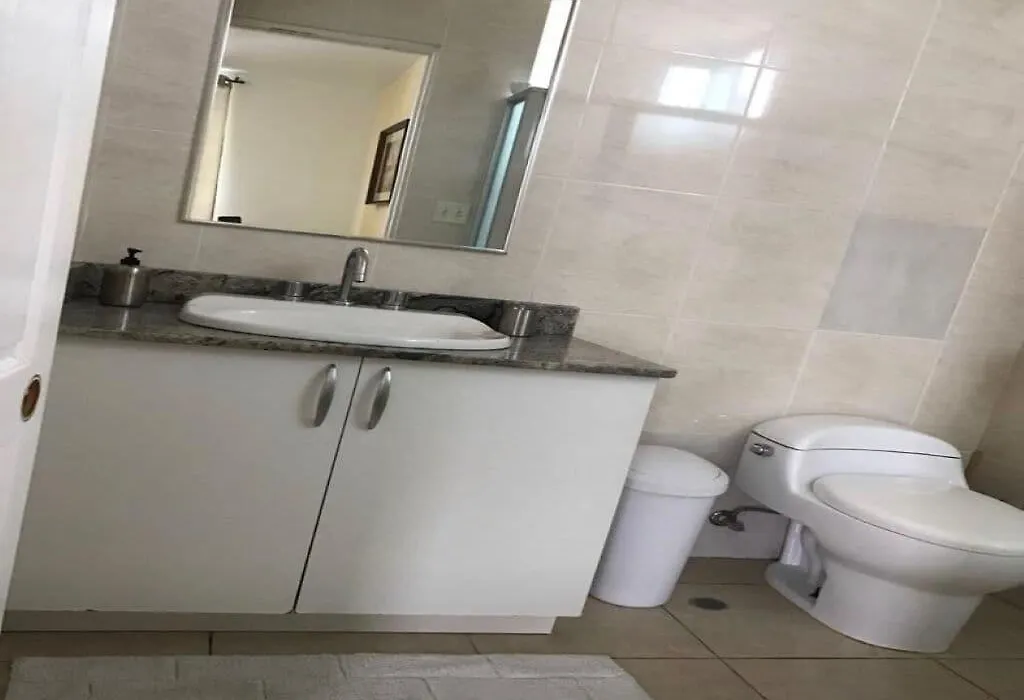 Beautiful Apartment, Privileged Location El Cangrejo-1