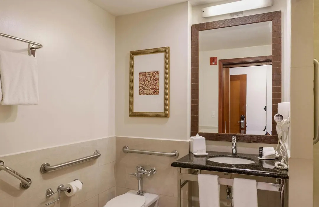 Courtyard By Marriott Panama Multiplaza Mall-1