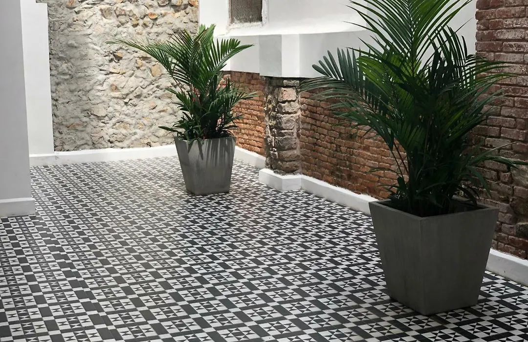 Apartotel Casa Franco-1