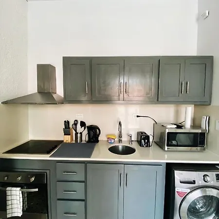 Central And Practical Apartment In Casco Viejo - View To Main Plaza-3