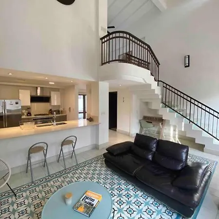 Perfect Location - Beautiful Apt In Casco Viejo-2