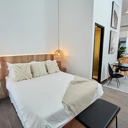 Amazinn Places Rooftop And Design Pool III-3