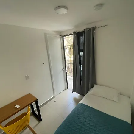 2Br Aptsurrounded By History With Modern Amenities-2