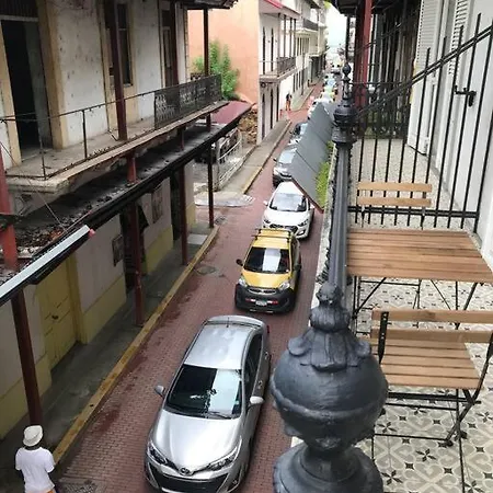 Beautiful And Central Apt In Casco Viejo-3