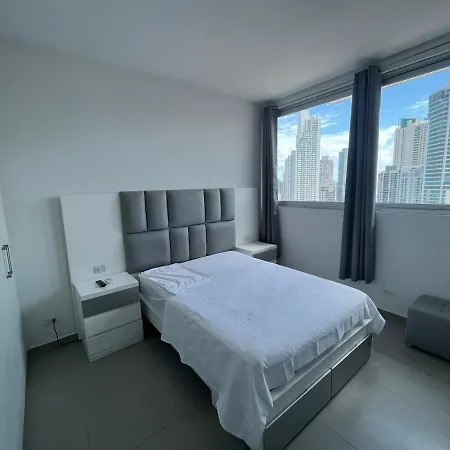 Panama City Condo 2R2B-3