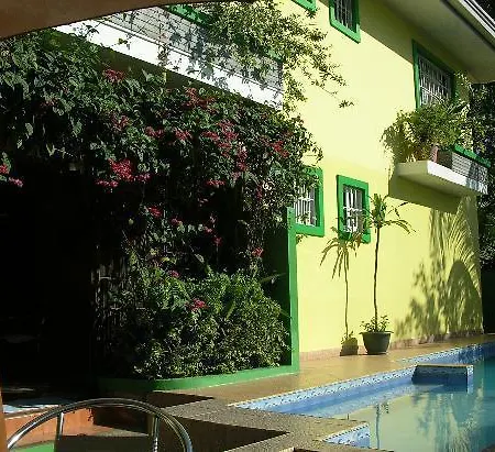 Canal Inn B&B Panama-3