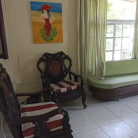 Se Alquila Comodo Apartamento.-3
