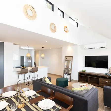 The Travelers Condo By Acomodo-2