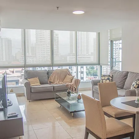 Hermoso Apartamento En Avenida Balboa Con Balcon-3