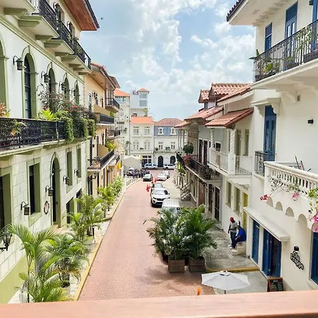 Amazing Experience Casco Viejo 5-3