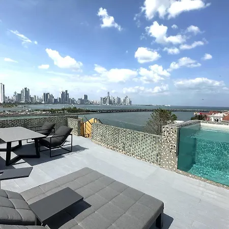 Amazinn Places Penthouse Deluxe, Skyline And Private Rooftop-2