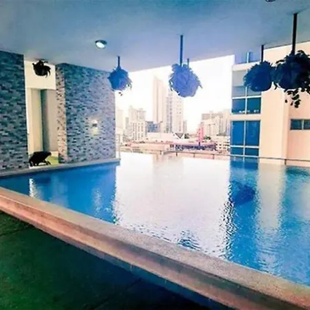 Breath-Taking Urban Apartment - Ph Quartier 74-2