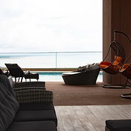 Quartierhomesuites New Elegant Ocean View-3