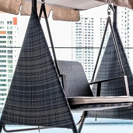 Homey Charming City View - Ph Quartier Del Mar-2