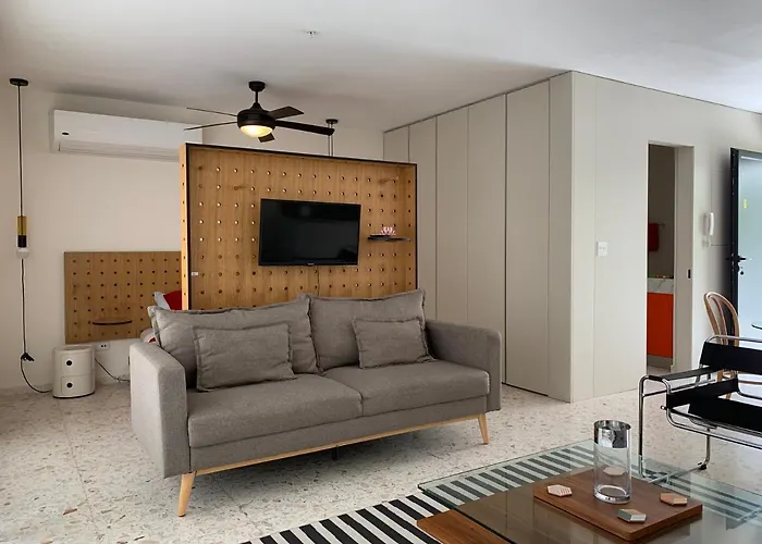 Studio In Casco Viejo With Patio By Master #6 Apartamento Ciudad de Panamá admite animales