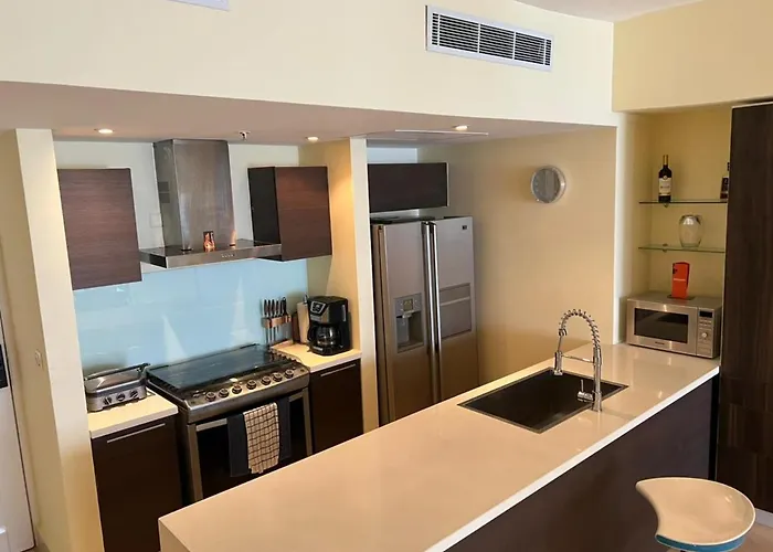 Hermoso y cómodo apartamento con vista al mar Cidade do Panamá